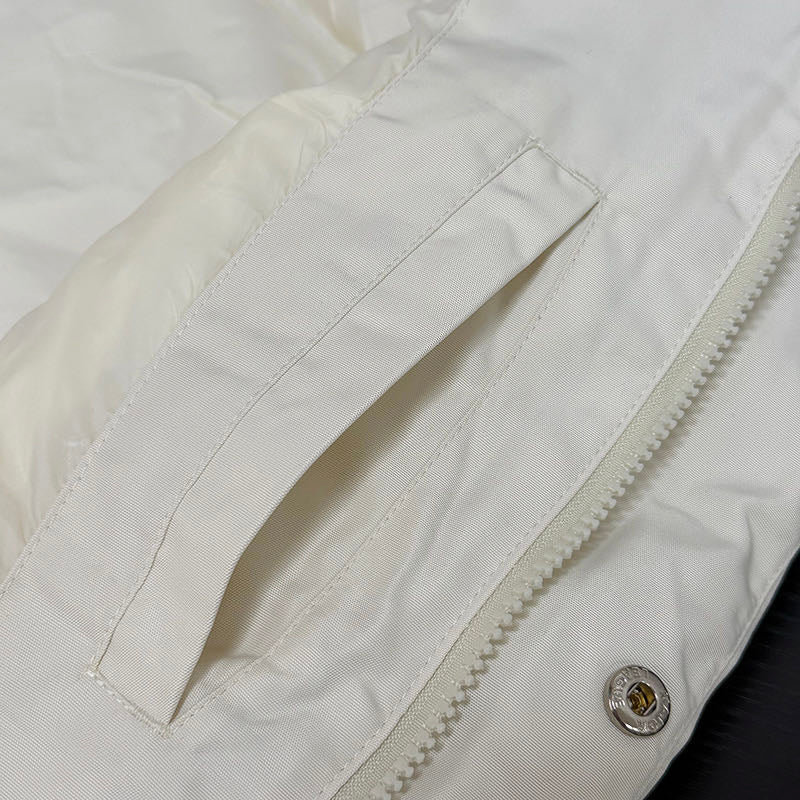 Clothing/Model: 2557