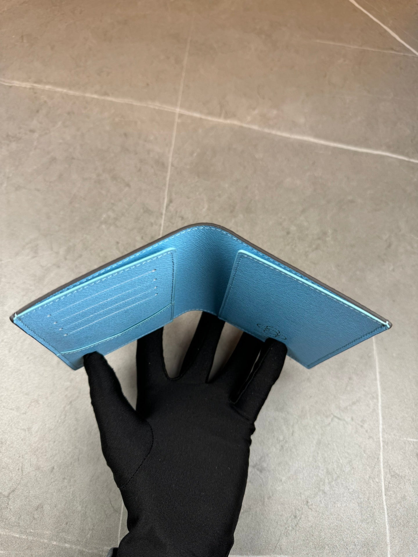 Wallet/Model: 12218
