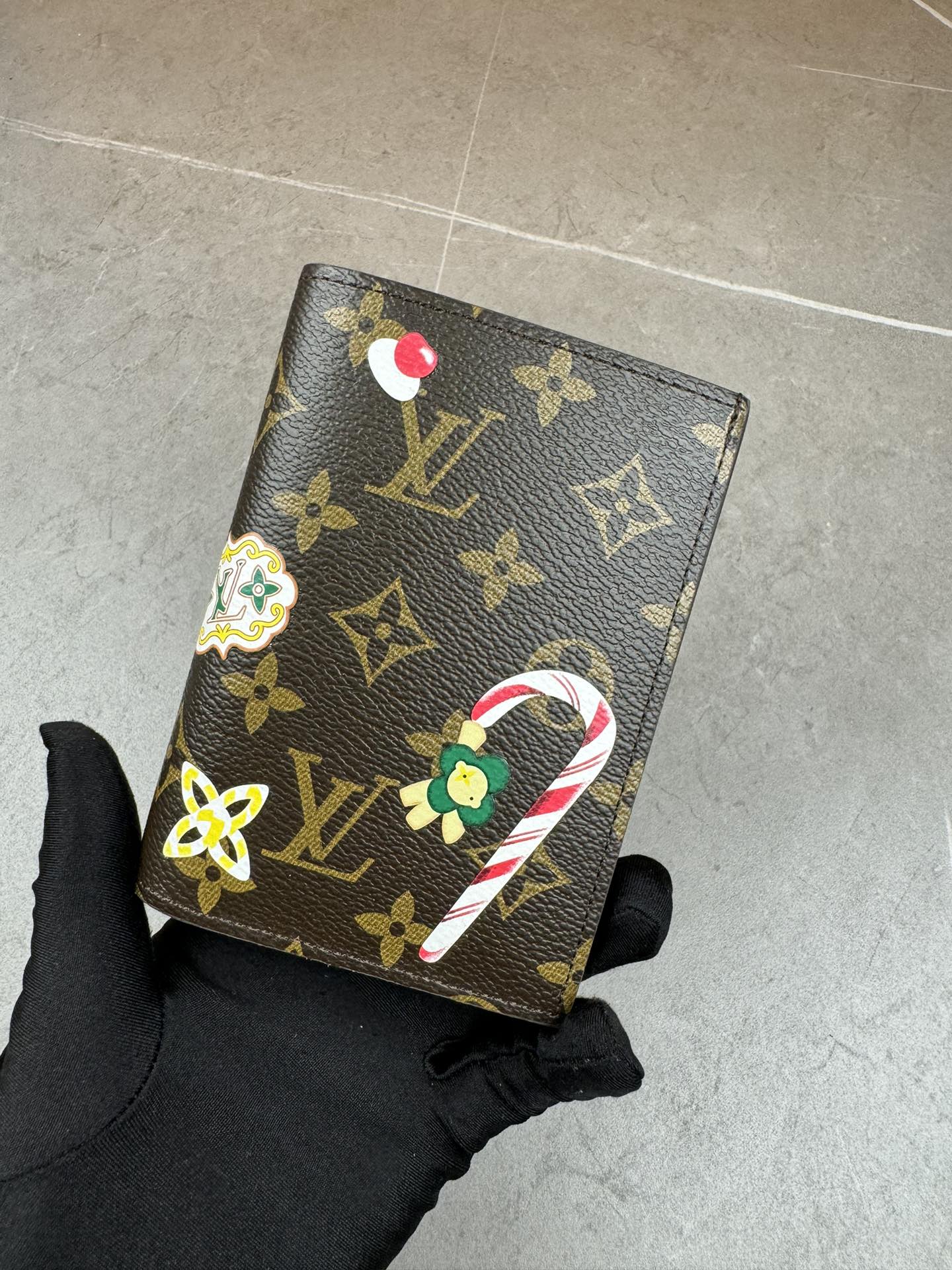 Wallet/Model: 12218
