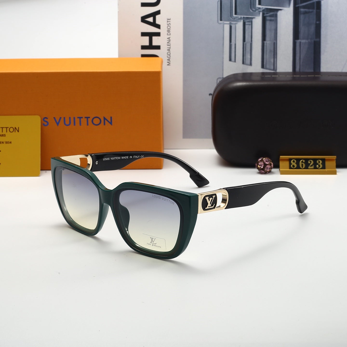 sunglasses / model:8623