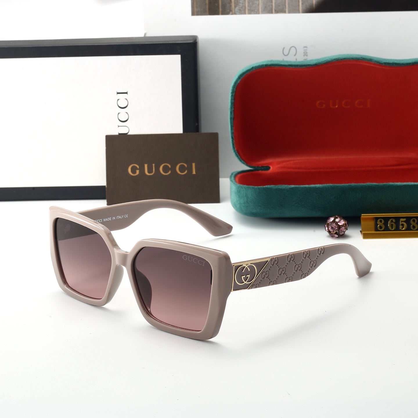 sunglasses / model:8658