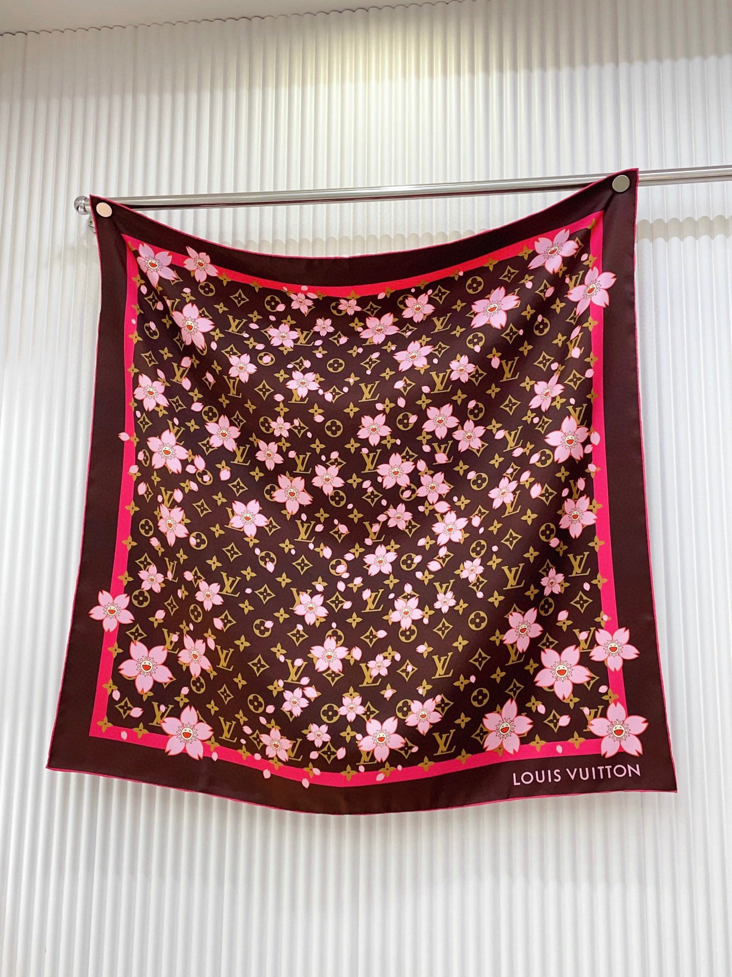 scarf/model: T55