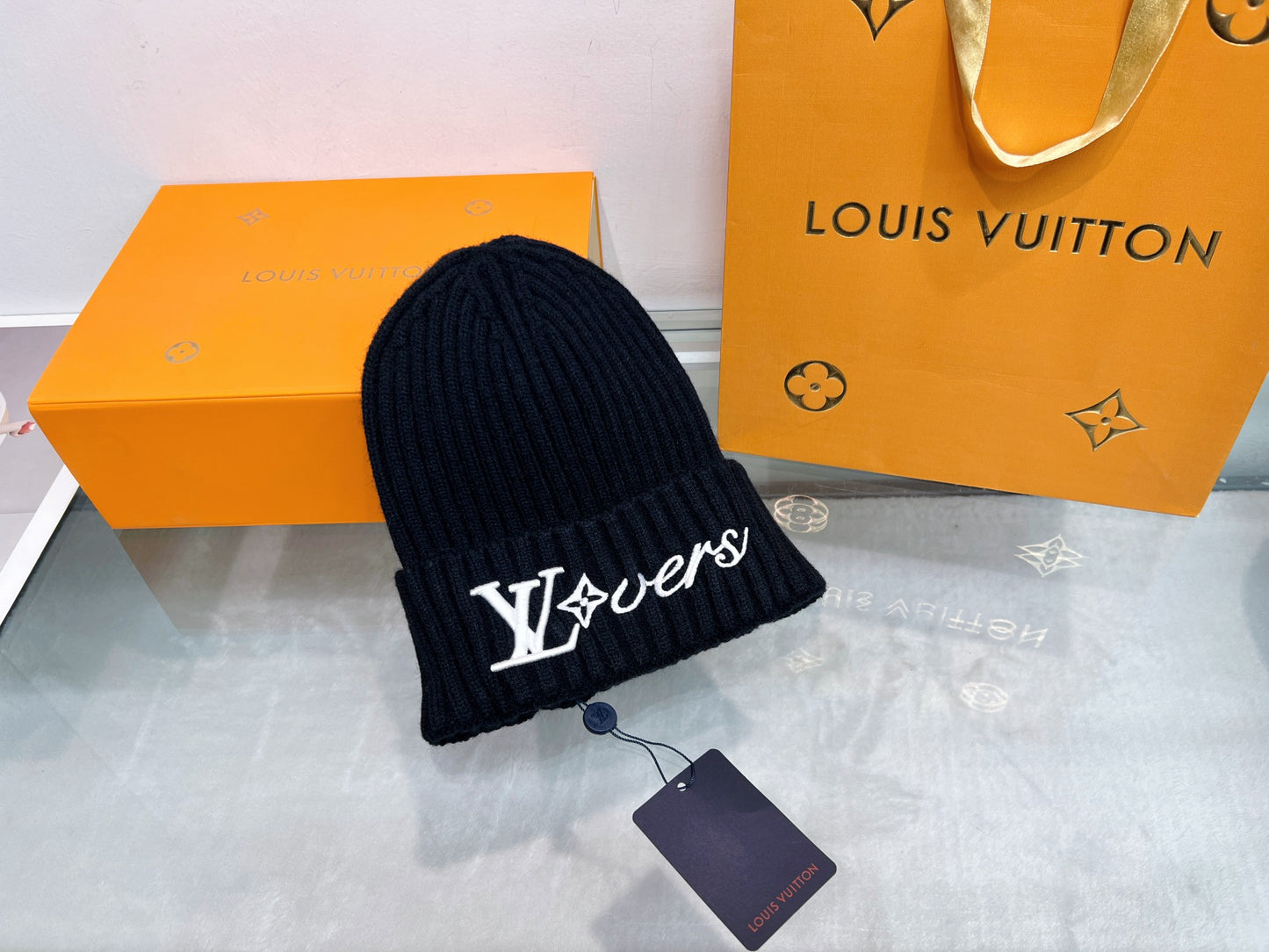 hat/Model:T70
