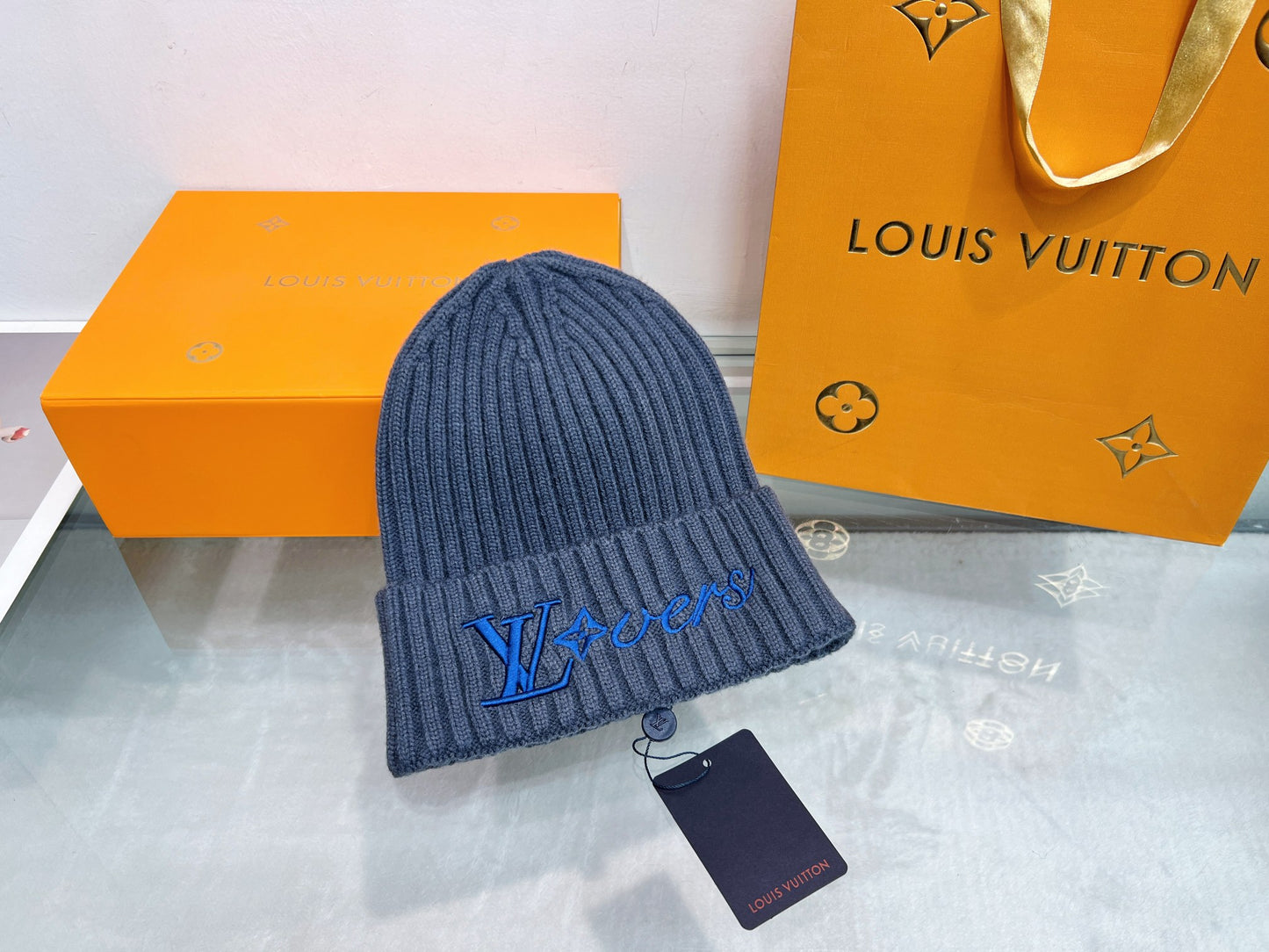 hat/Model:T70