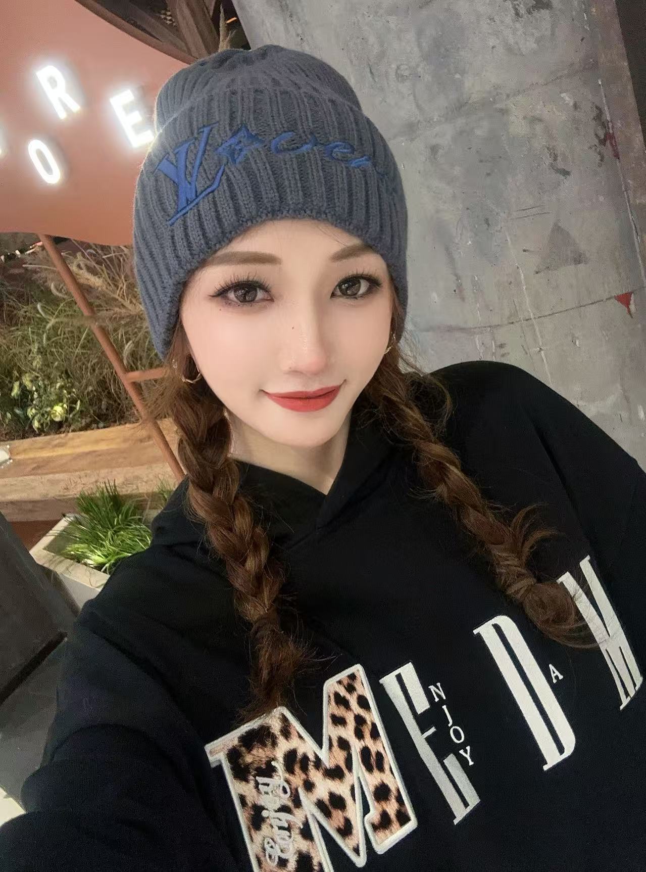 hat/Model:T70