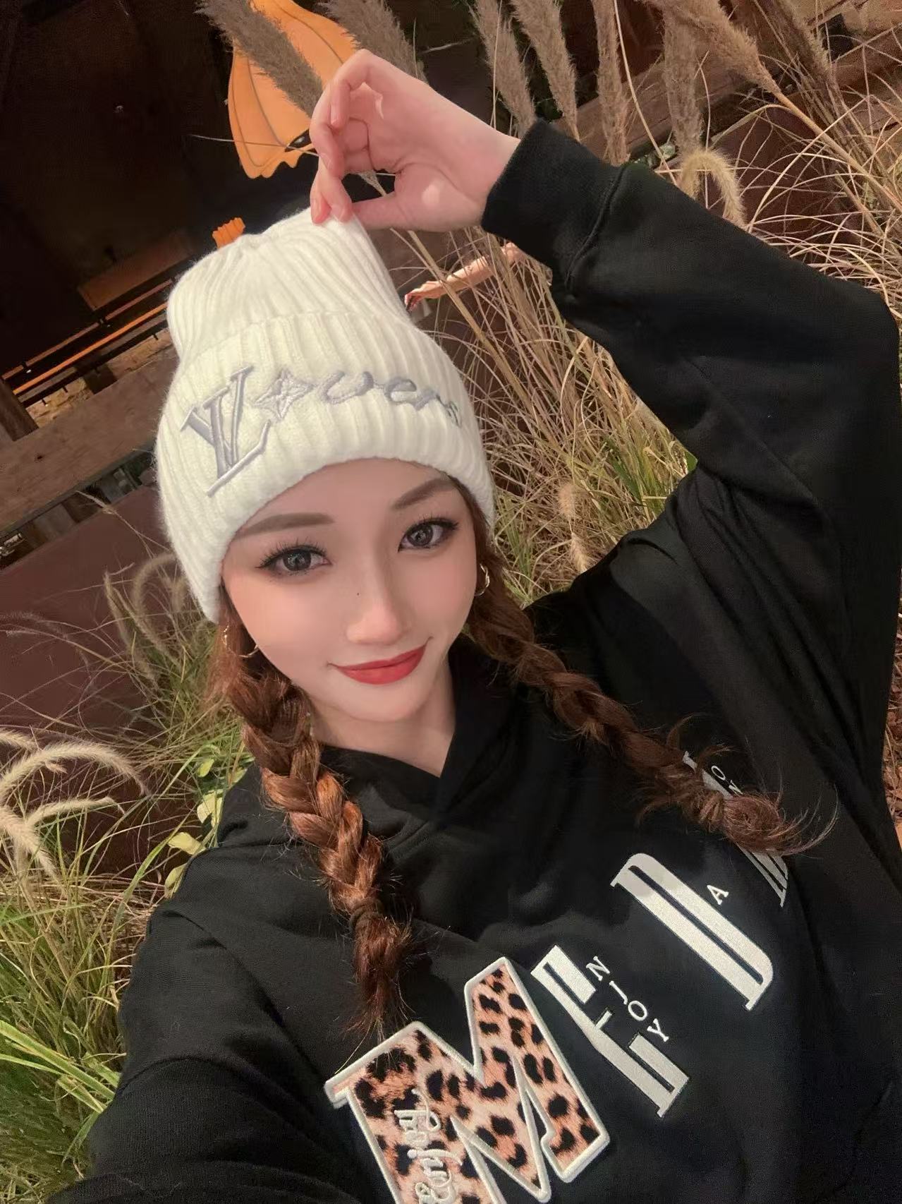 hat/Model:T70