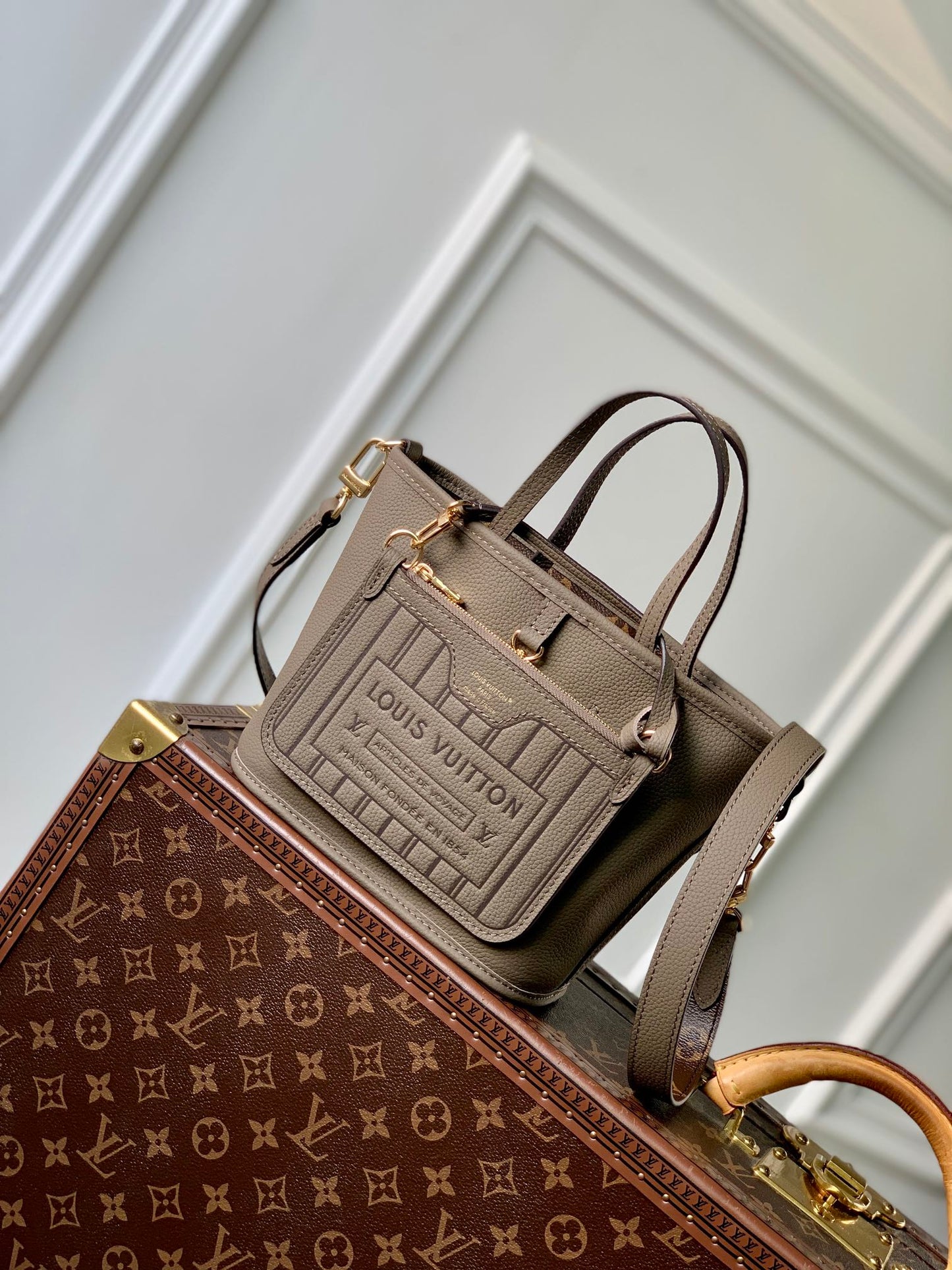 Bag/Quality: Mirror/Model: M12106