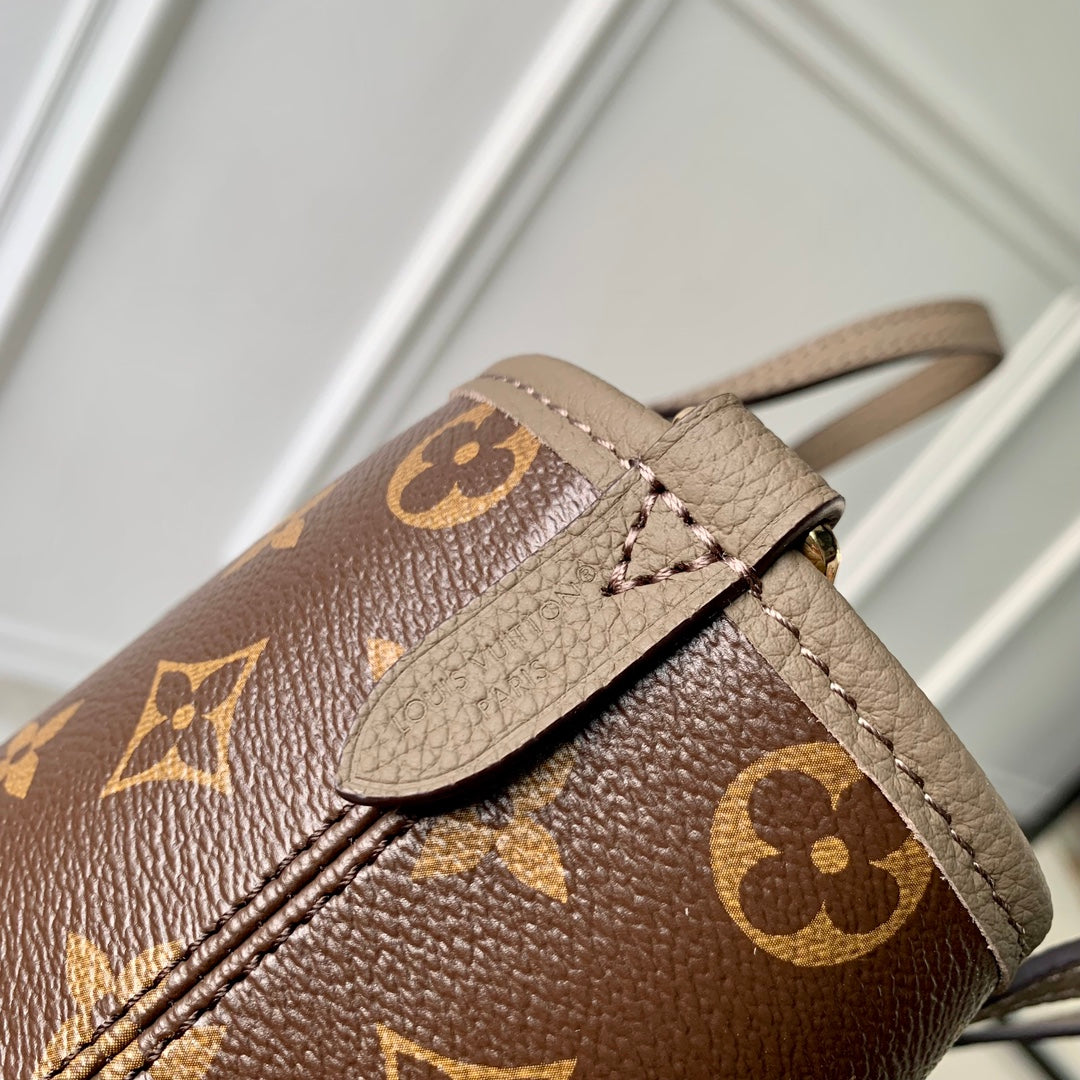Bag/Quality: Mirror/Model: M12106