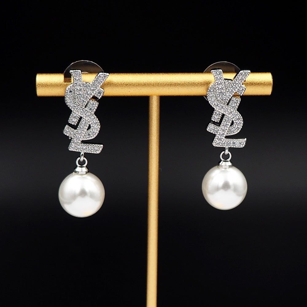 jewelry/earrings/model:103797