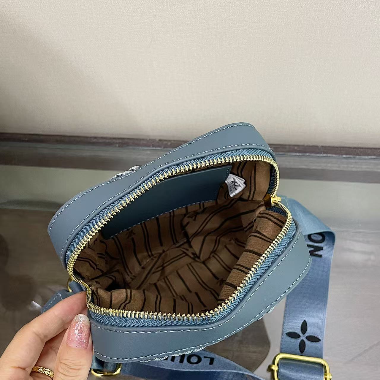 Bag/Quality: 3A/Model: 3079