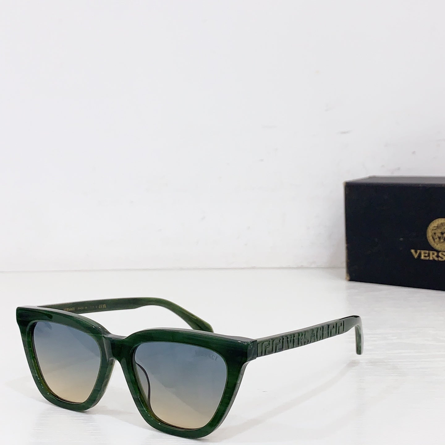 Sunglasses/Quality: 5A/Model:VE335