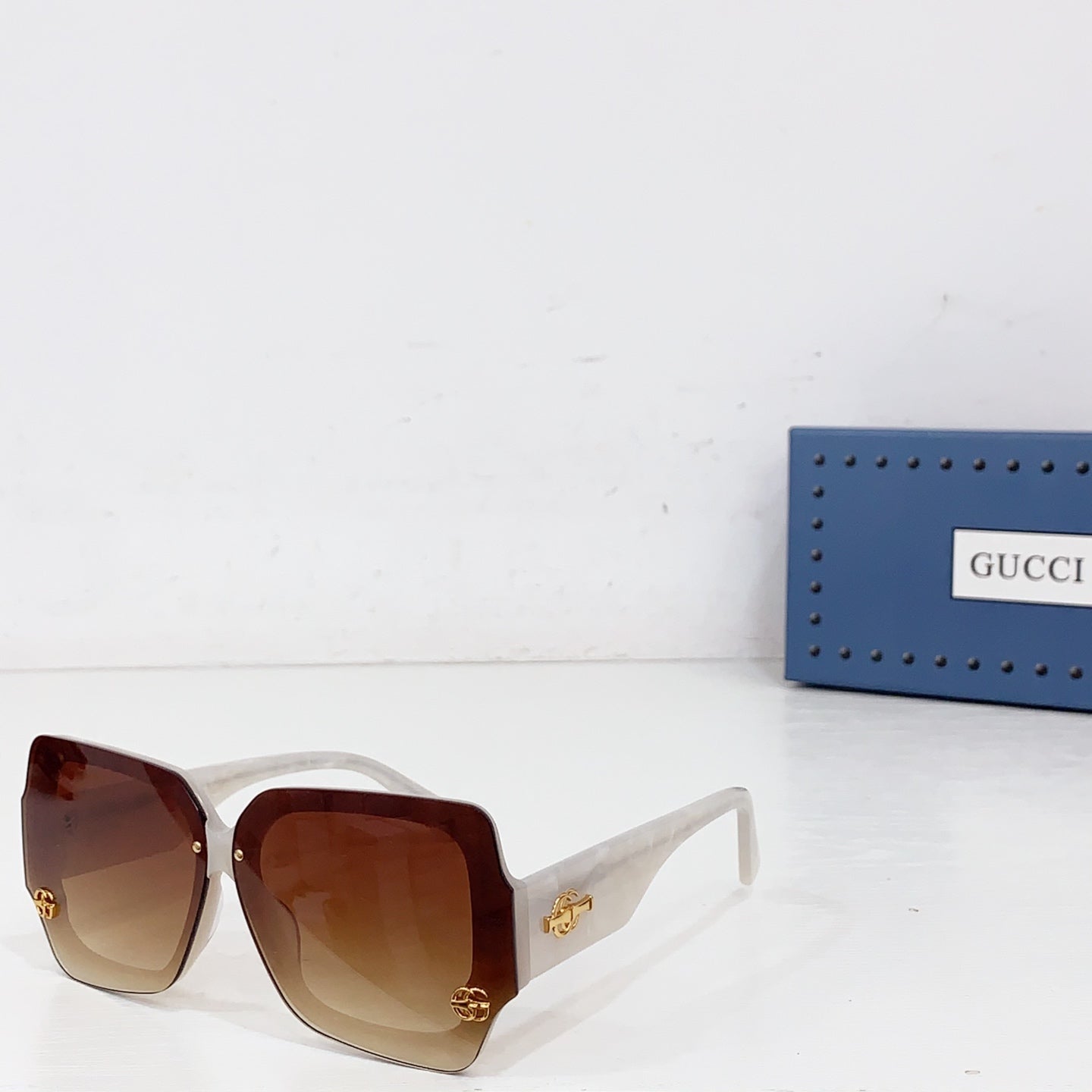 Sunglasses/Quality: 5A/Model:GG1626