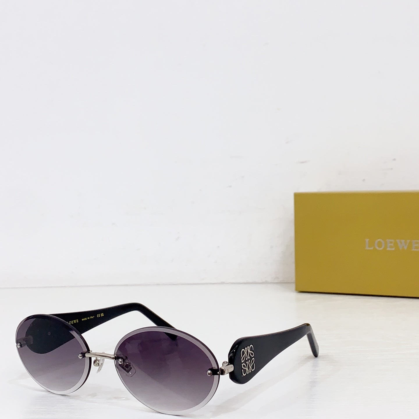 Sunglasses/Quality: 5A/Model:LW5132S