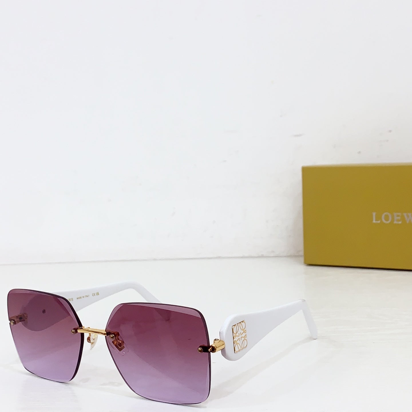Sunglasses/Quality: 5A/Model:LW5131S