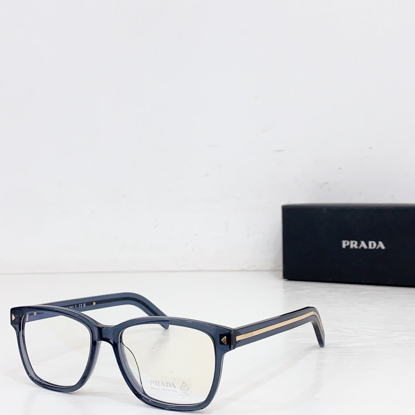 Sunglasses/Quality: 5A/MODEL: VPR B10V