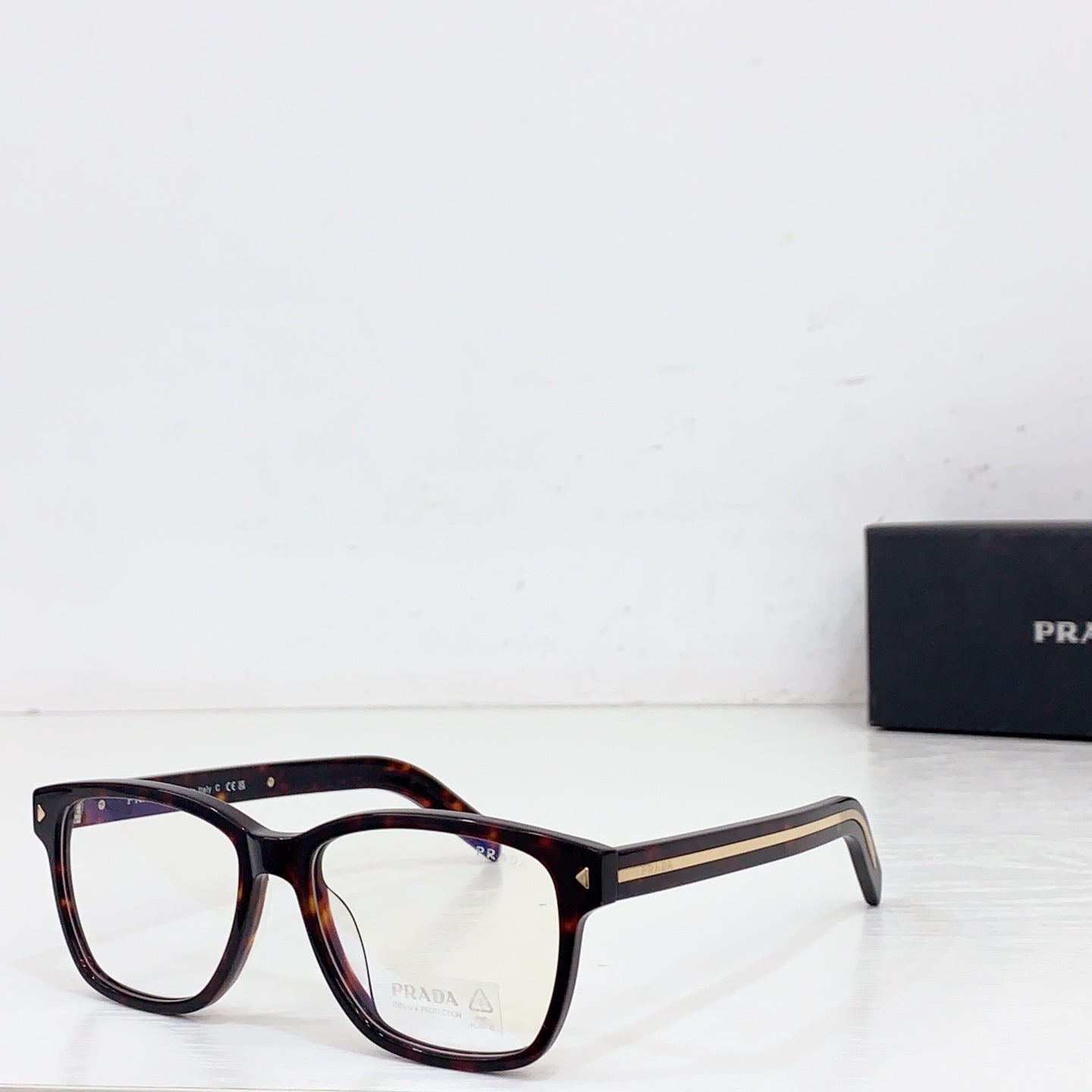 Sunglasses/Quality: 5A/MODEL: VPR B10V