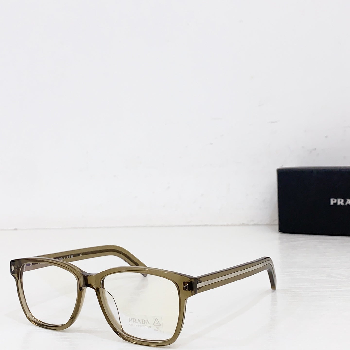 Sunglasses/Quality: 5A/MODEL: VPR B10V