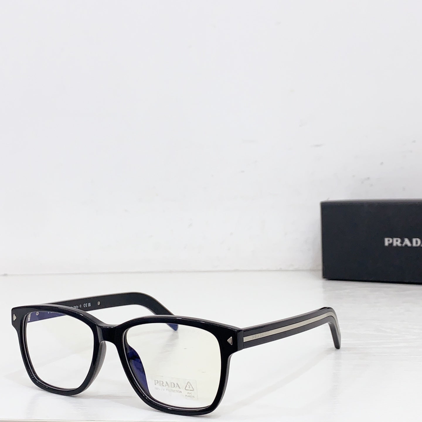 Sunglasses/Quality: 5A/MODEL: VPR B10V