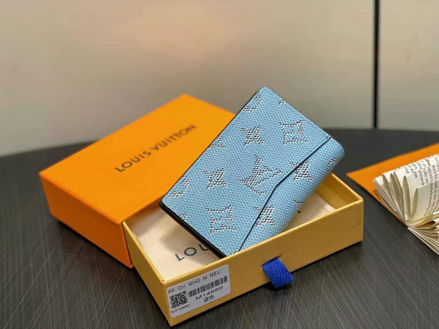 wallet/Quality: 4A/Model:M14689