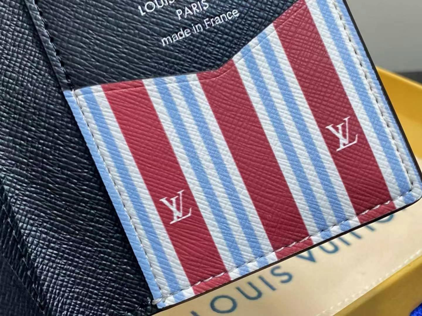 wallet/Quality: 4A/Model:M14689