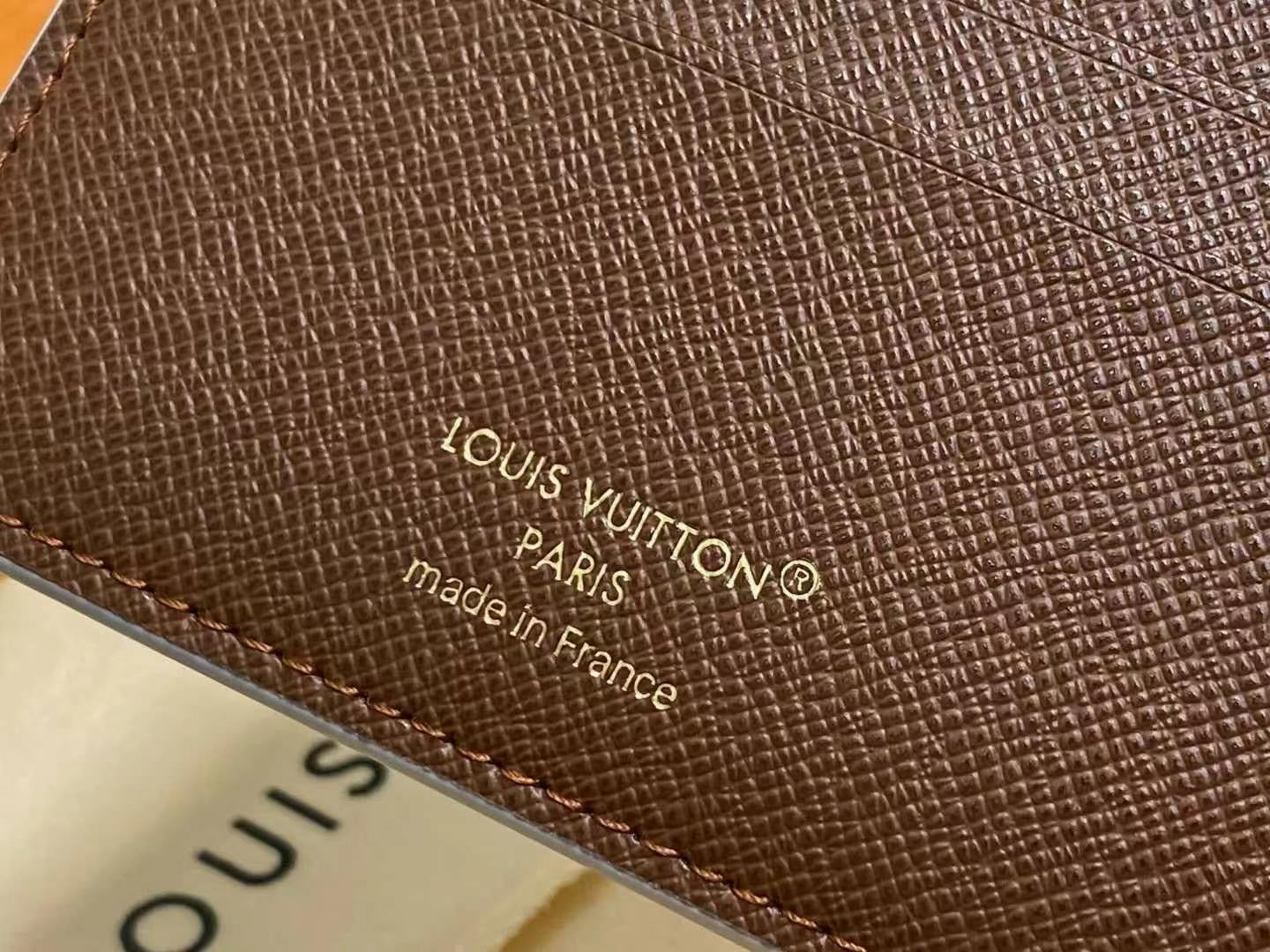 wallet/Quality: 4A/Model:M14691