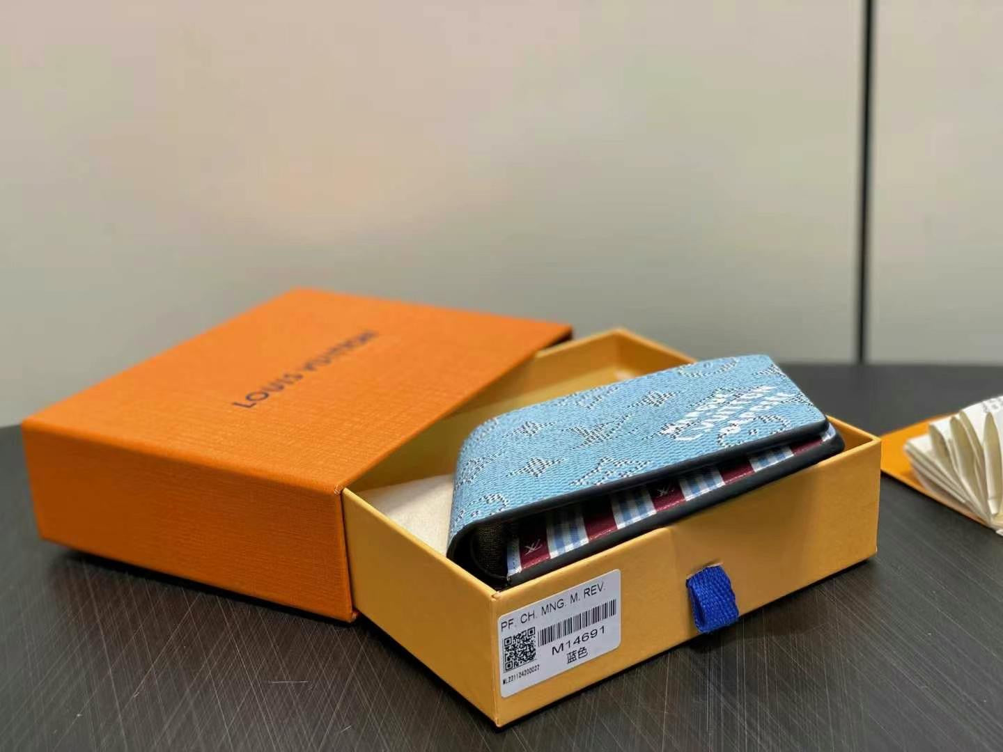 wallet/Quality: 4A/Model:M14691
