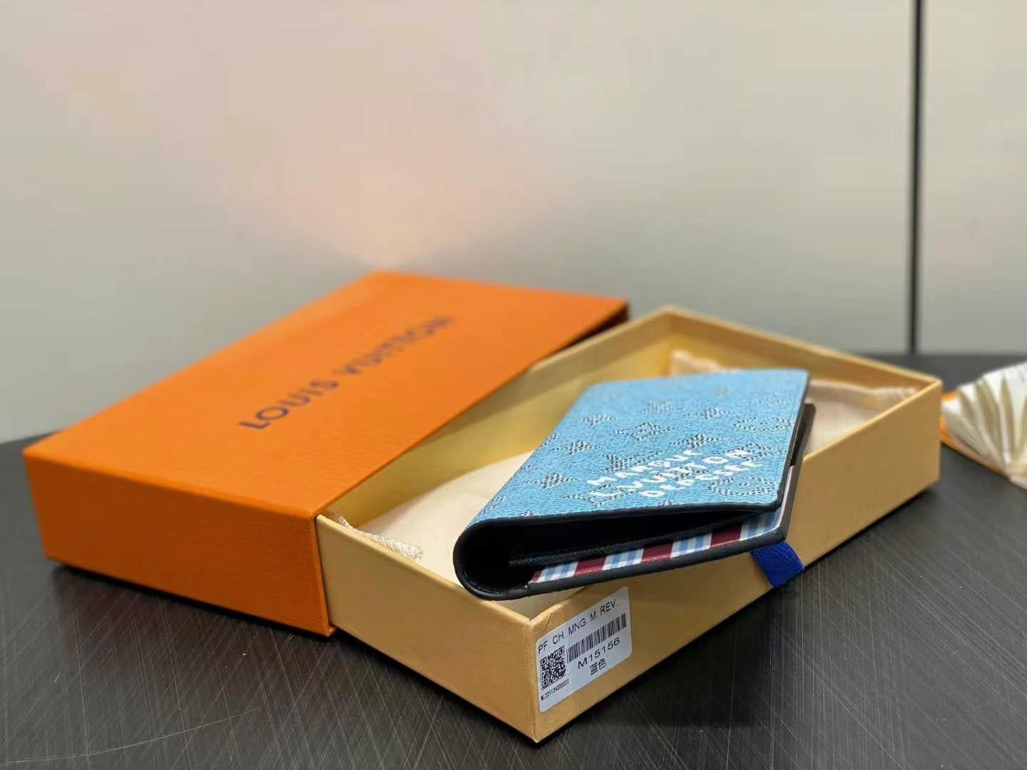 wallet/Quality: 4A/Model:M15156
