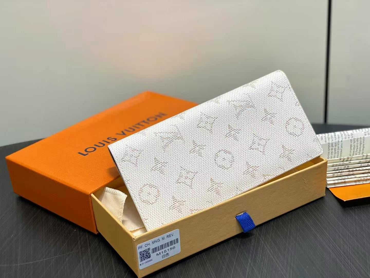 wallet/Quality: 4A/Model:M15156