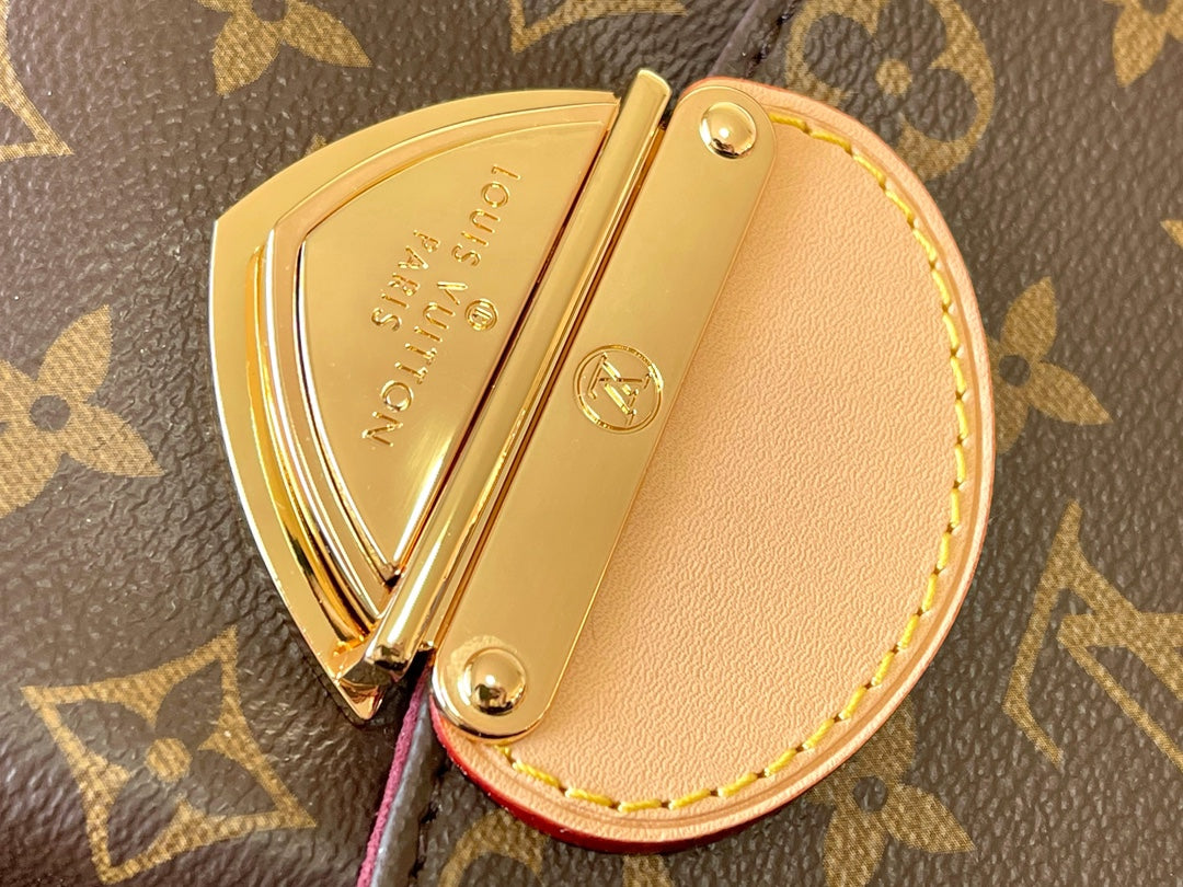 Bag/Quality: Mirror/model:M13617