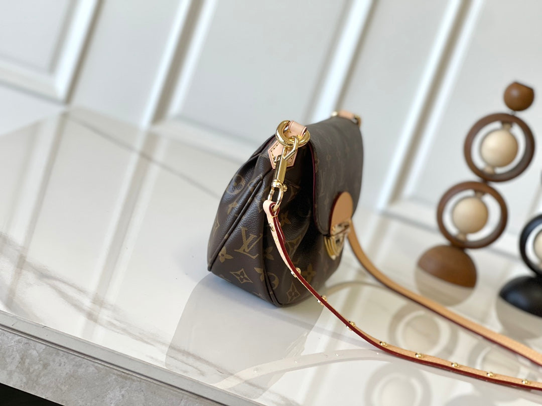 Bag/Quality: Mirror/model:M13617
