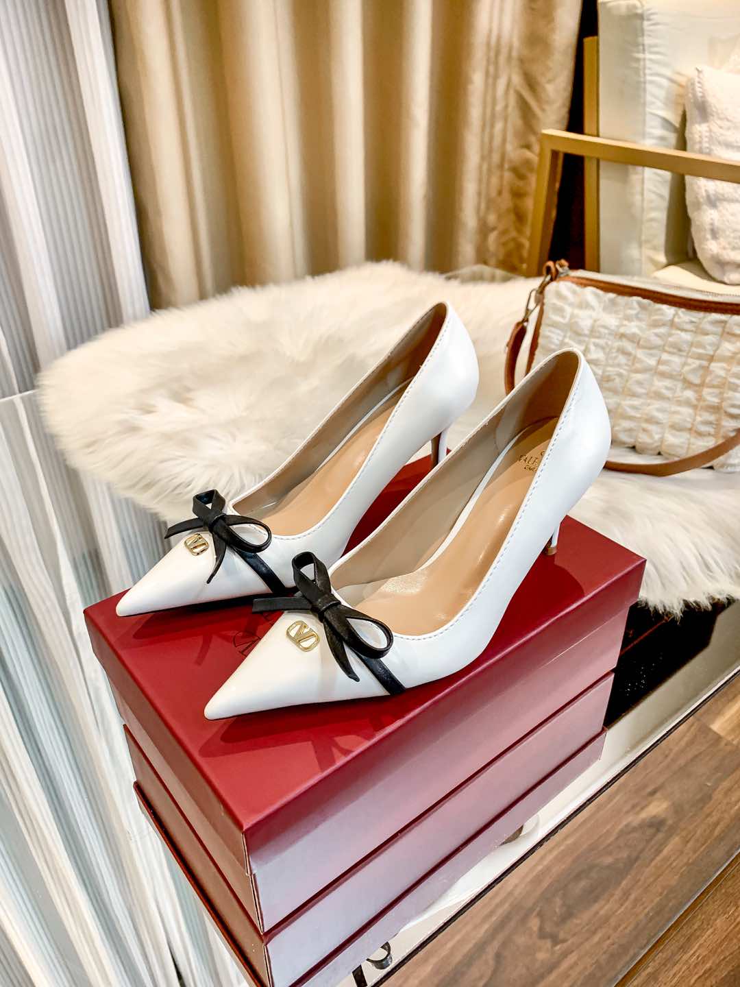 shoes/model: X12