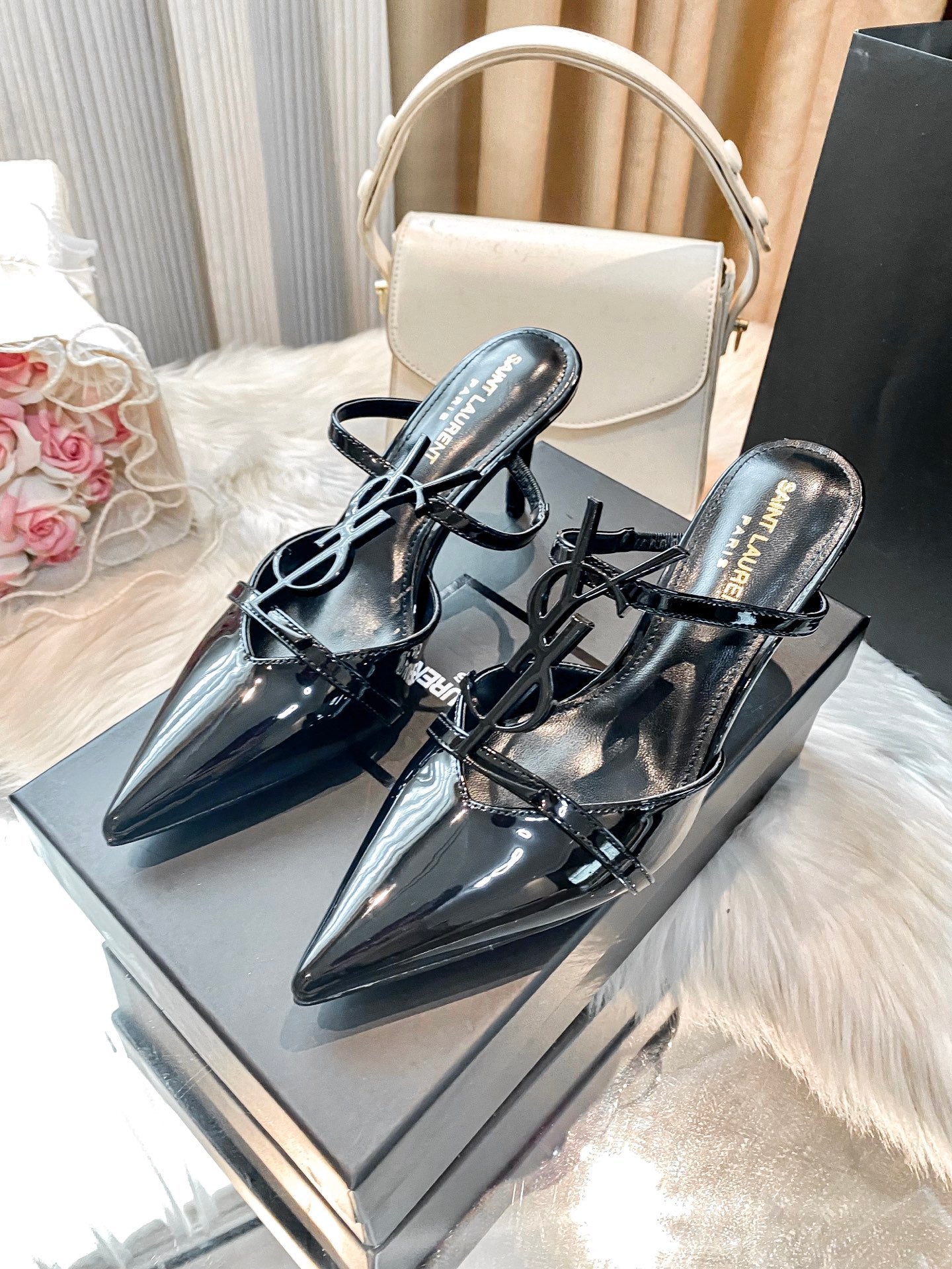 Shoes/Model:X84