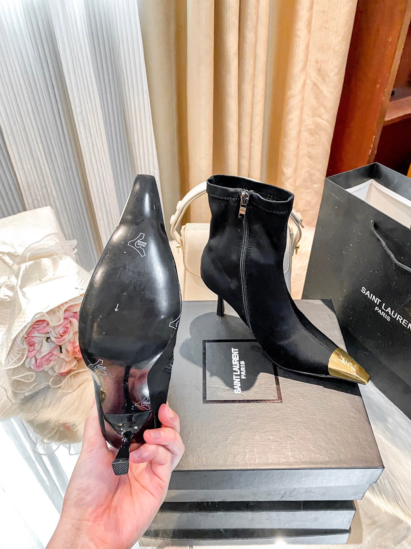 Shoes/Model:X85