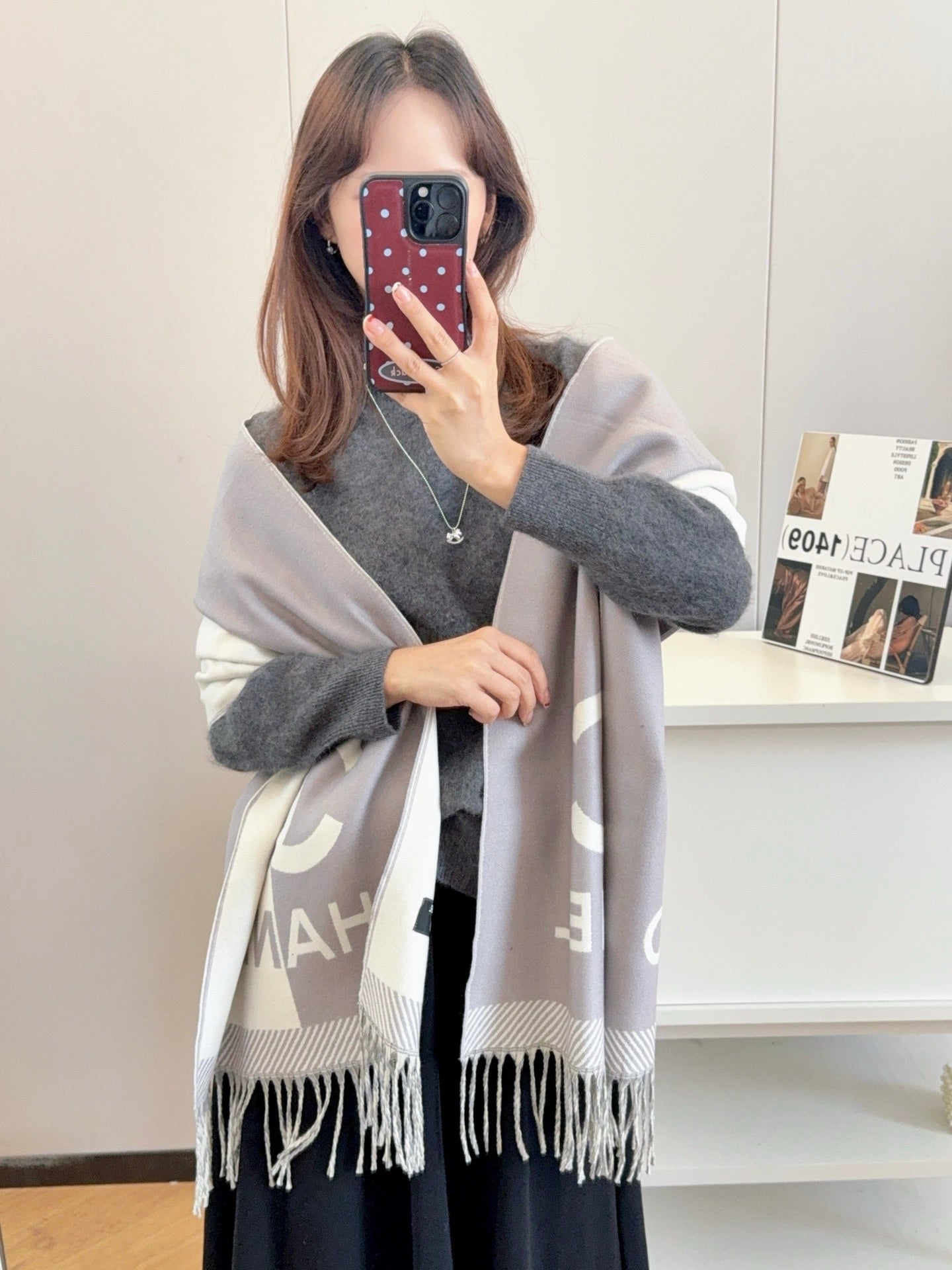 scarf/model: T66