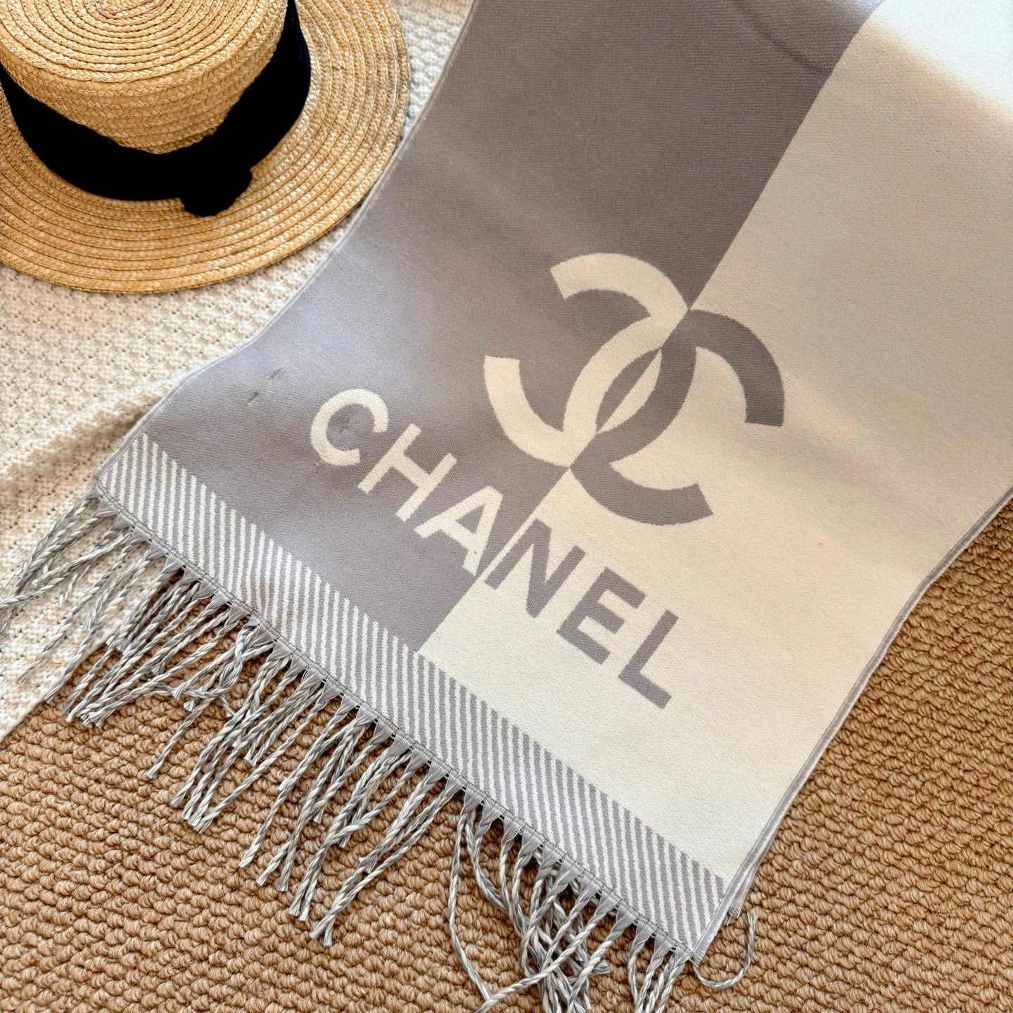 scarf/model: T66