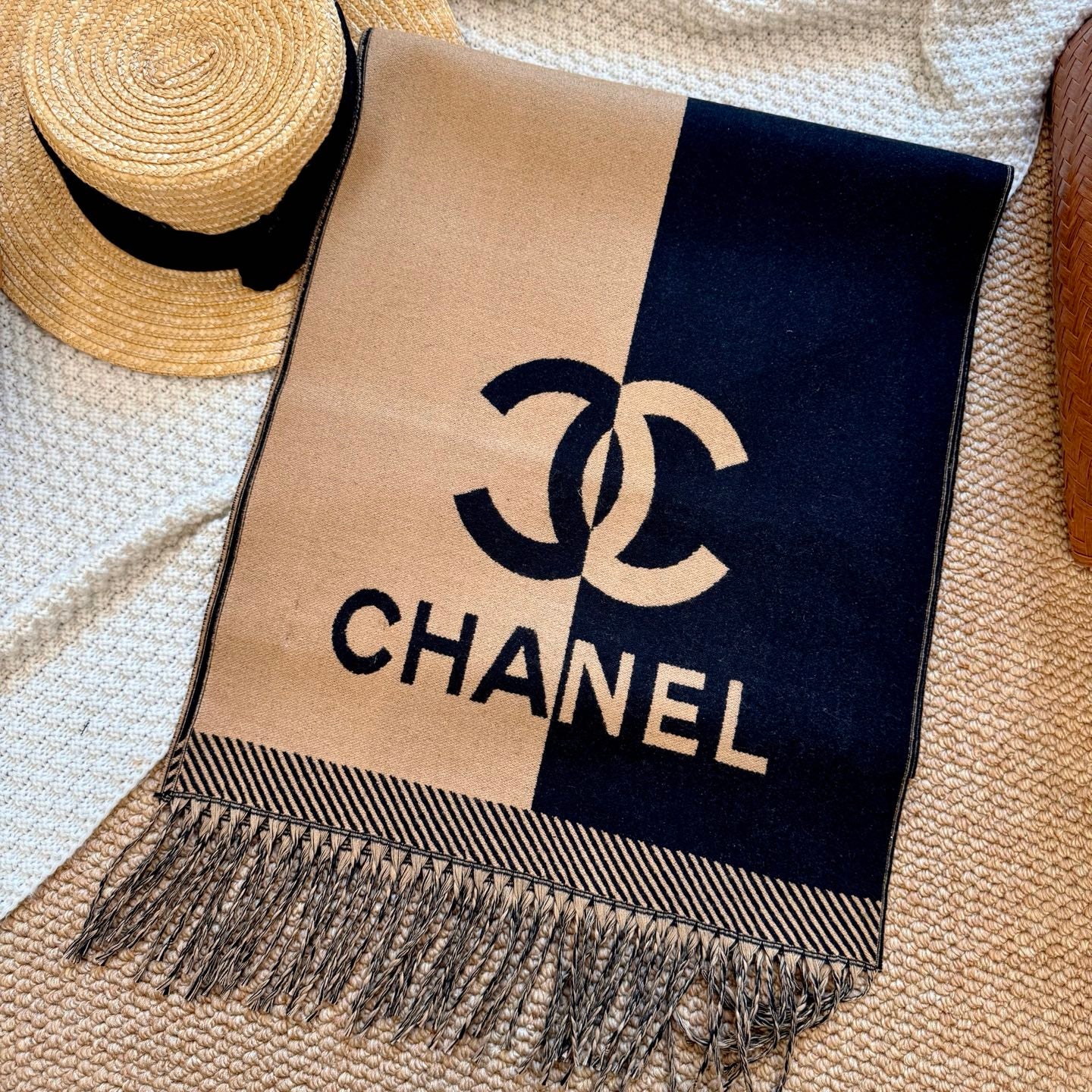 scarf/model: T66