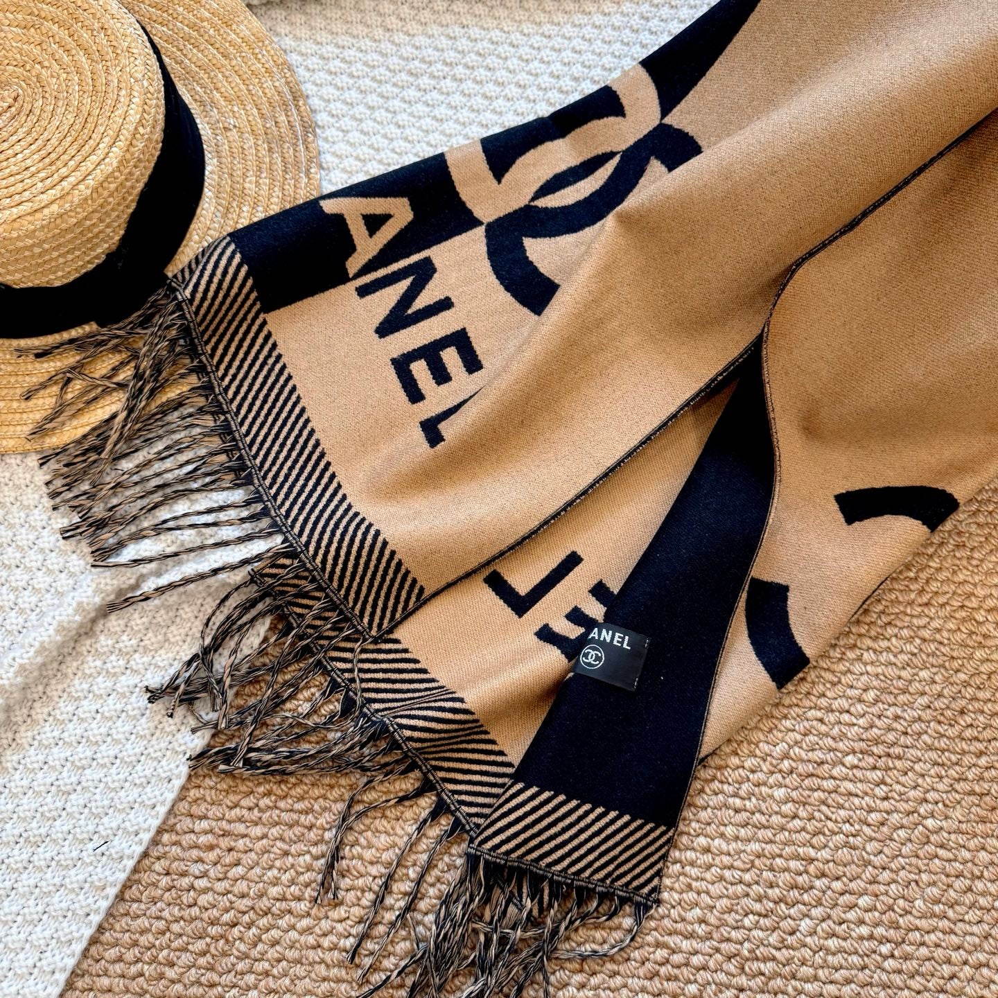 scarf/model: T66