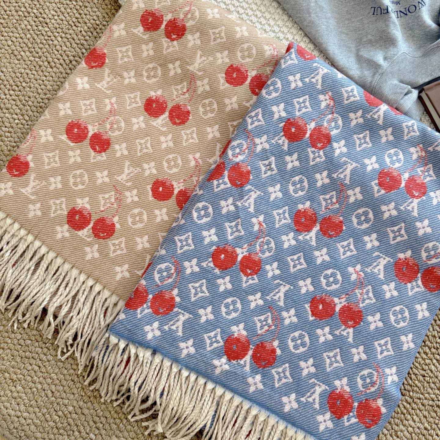 scarf/model: T73