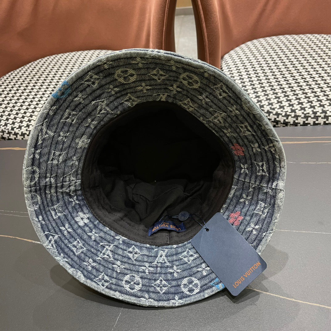 hat/ model: T53
