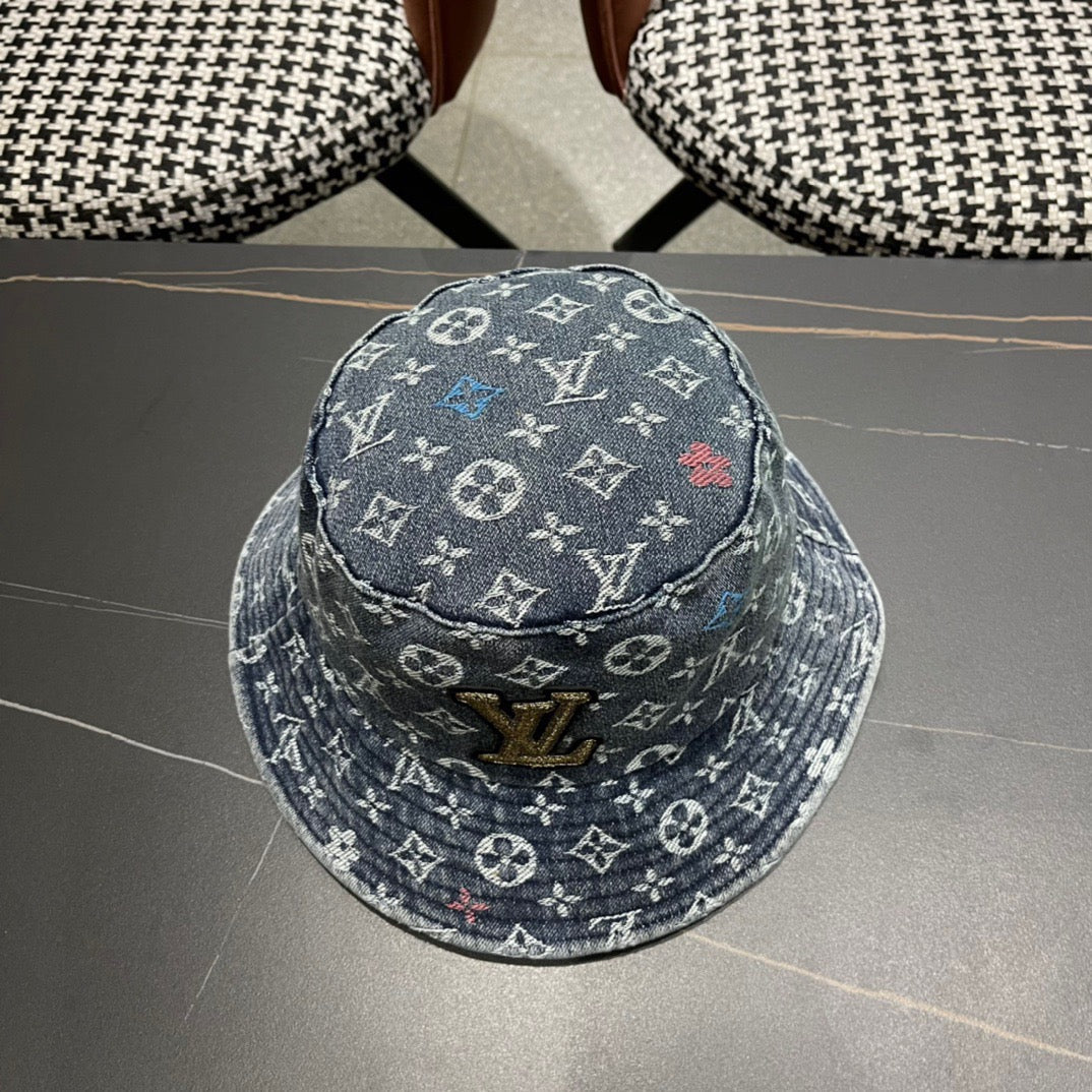 hat/ model: T53