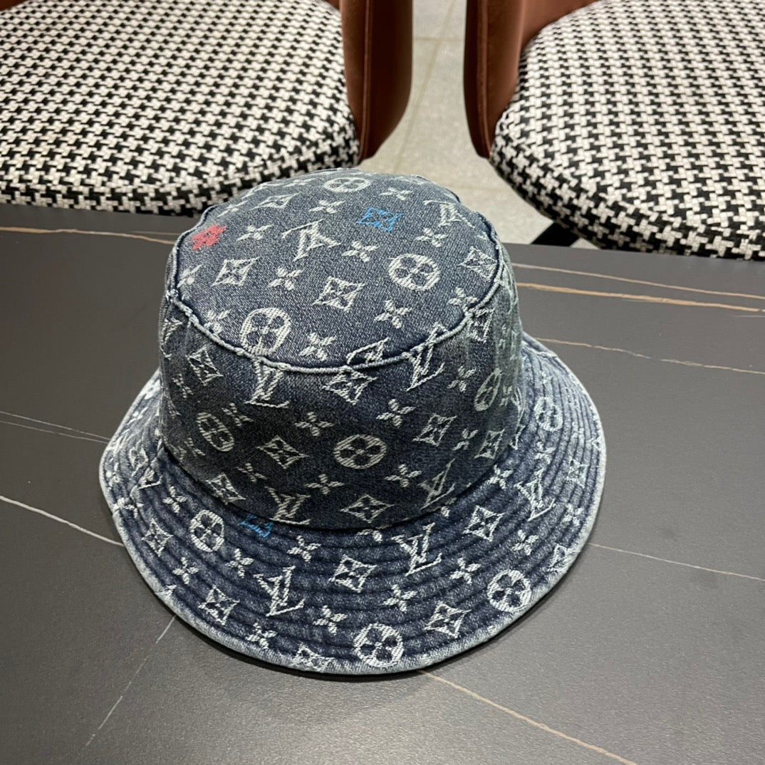 hat/ model: T53