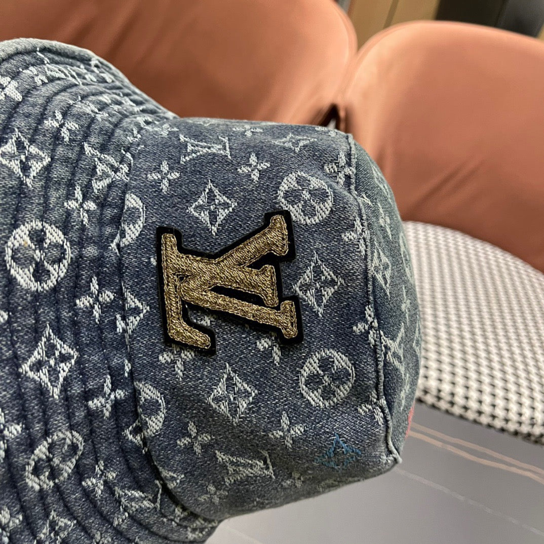 hat/ model: T53