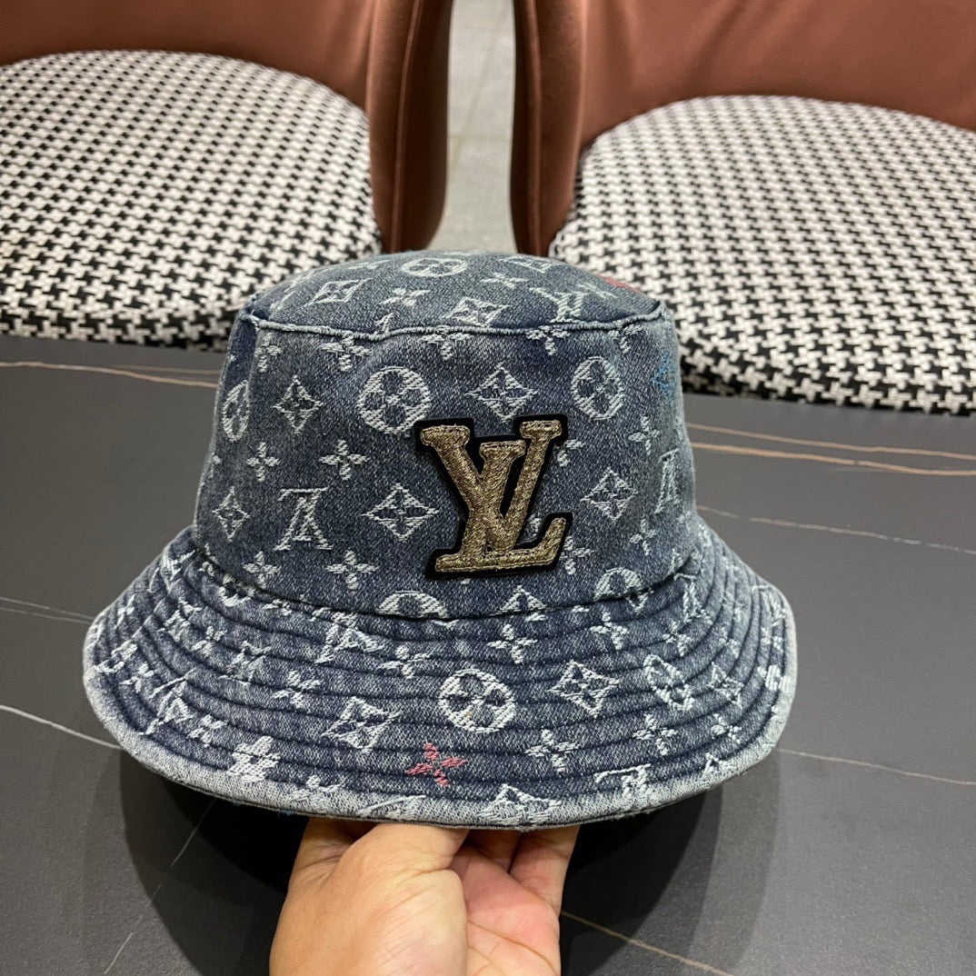 hat/ model: T53