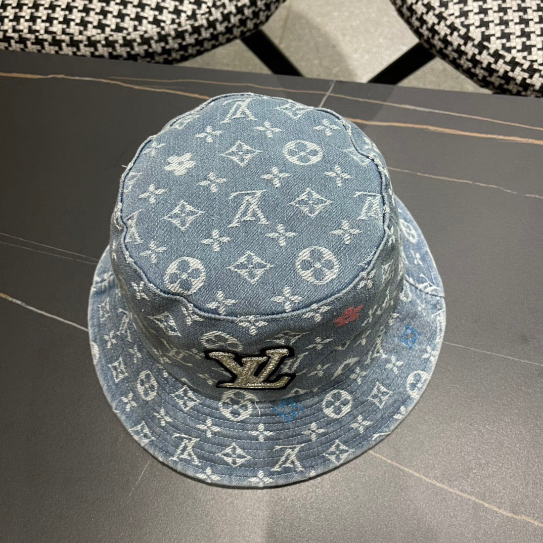 hat/ model: T53