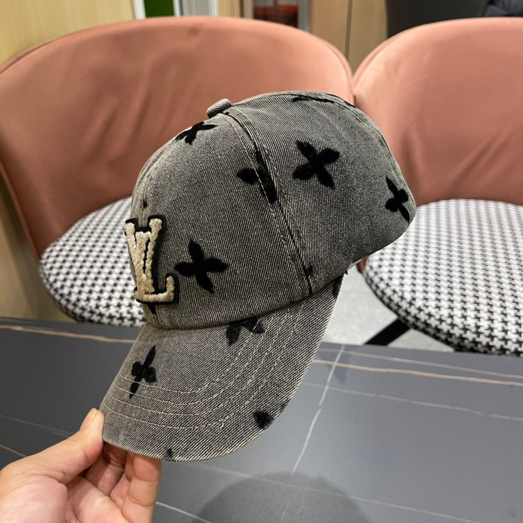 hat/ model: T52
