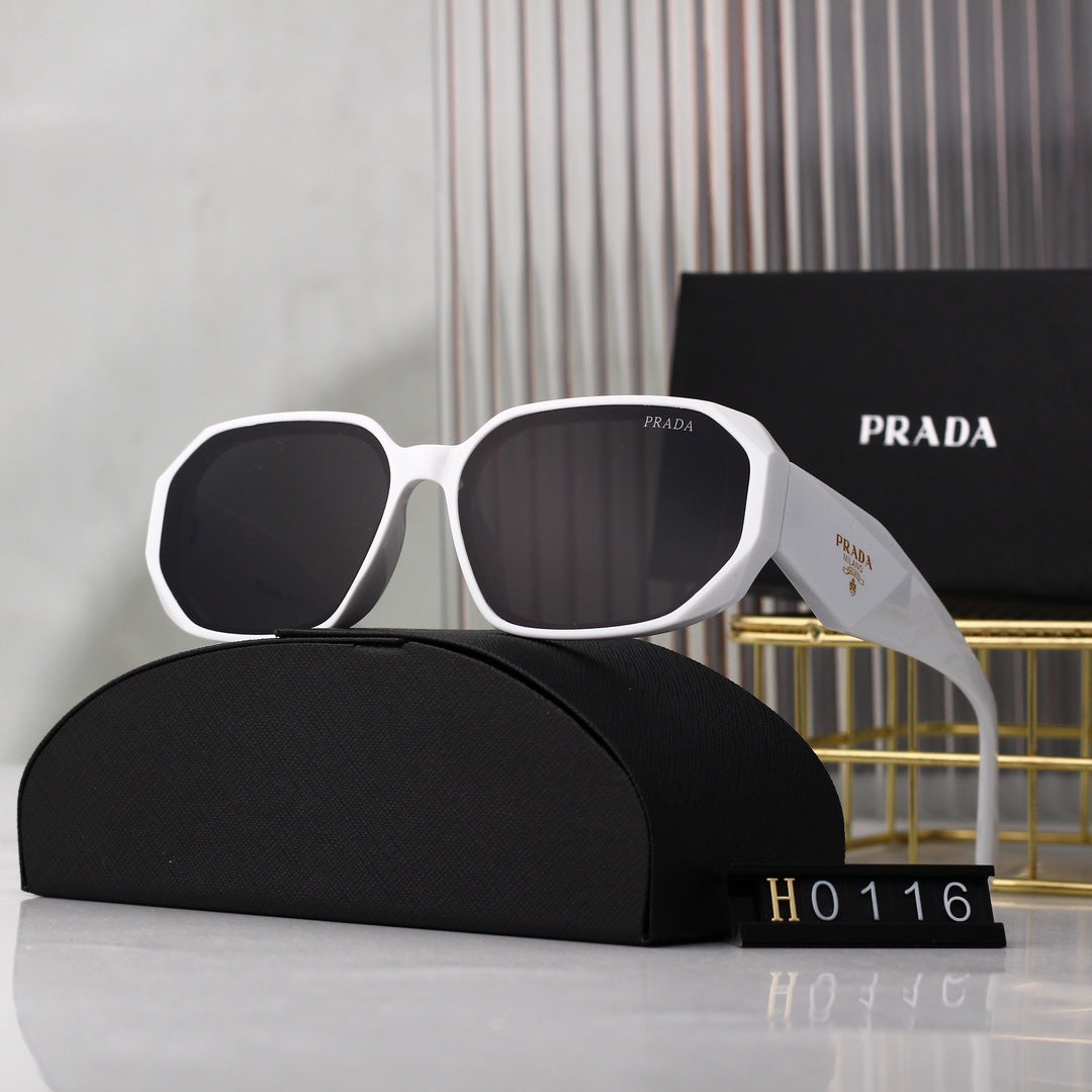 Sunglasses/model:0116