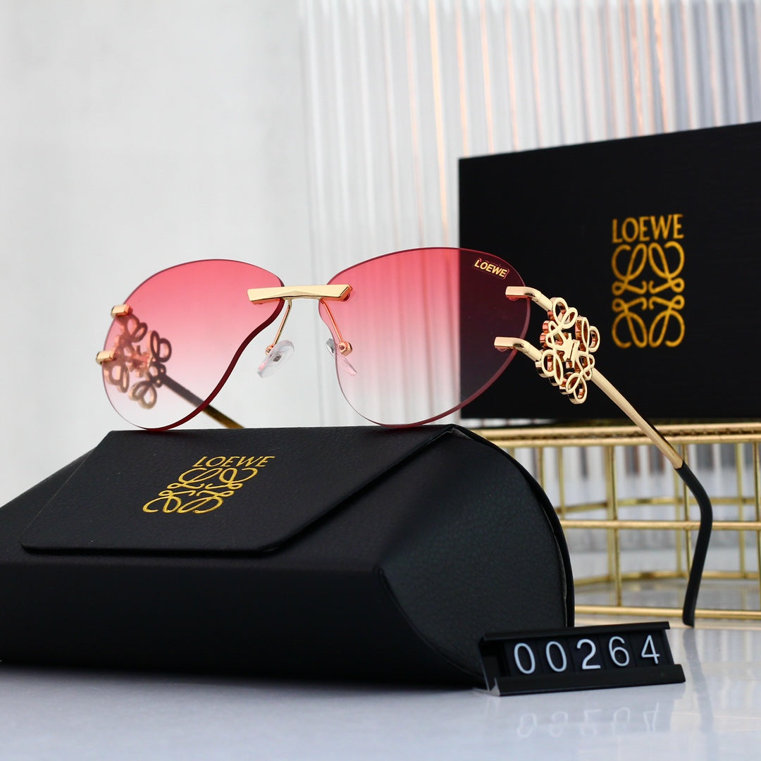 Sunglasses/model:00264