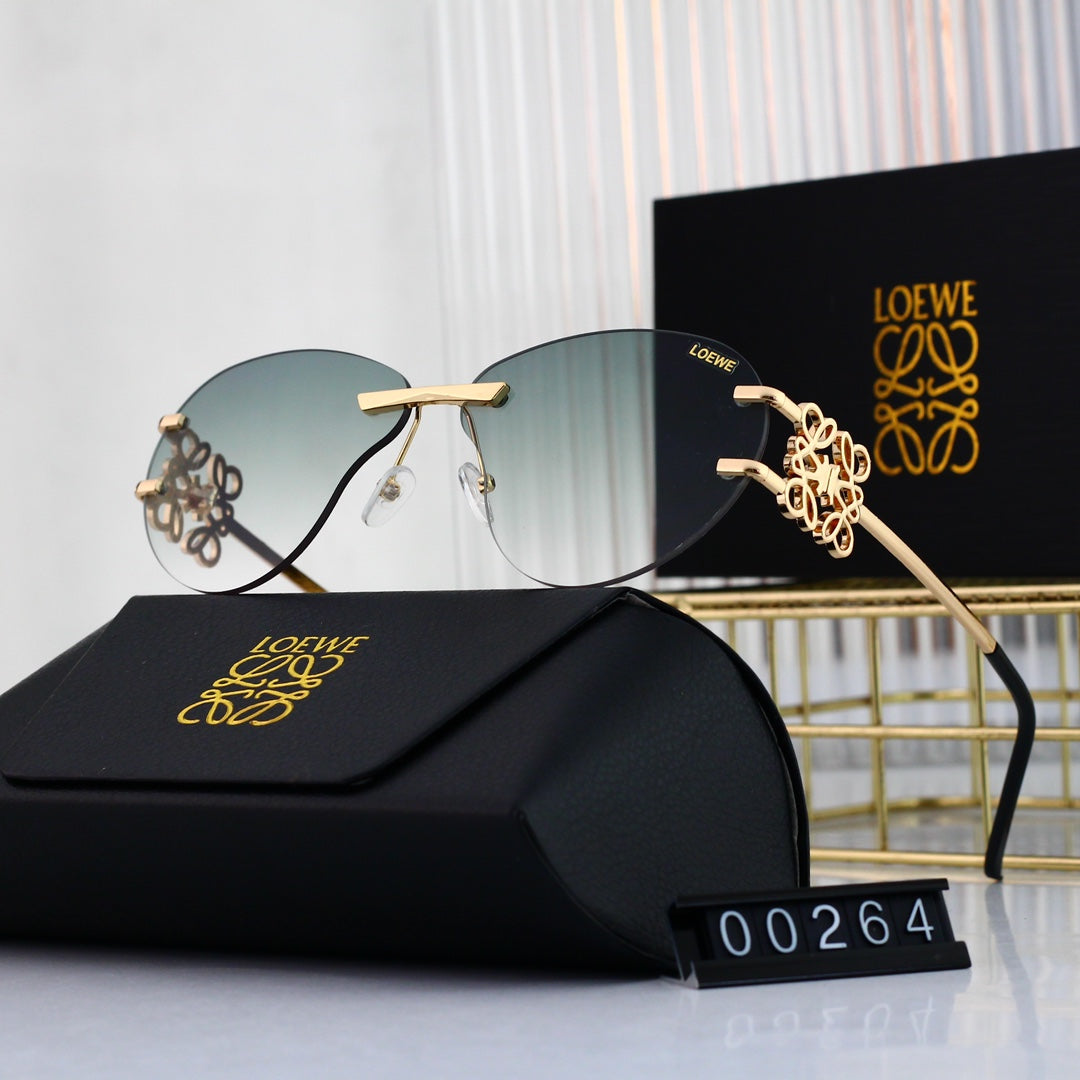 Sunglasses/model:00264
