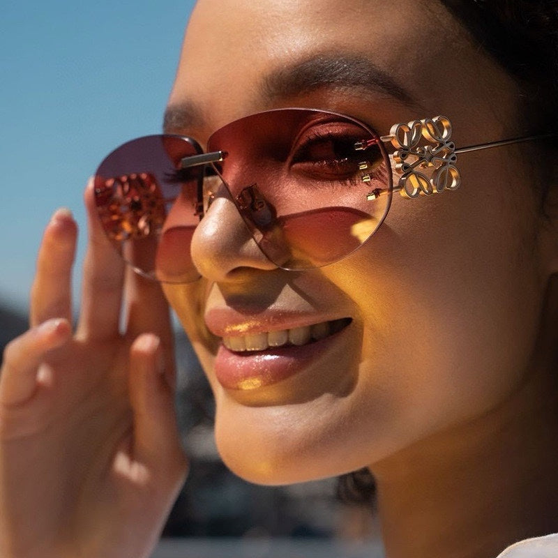 Sunglasses/model:00264