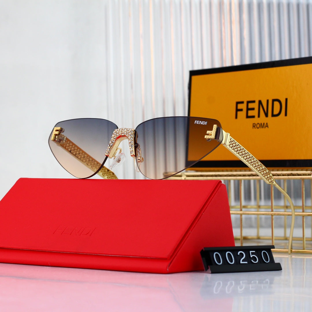 Sunglasses/model:00252